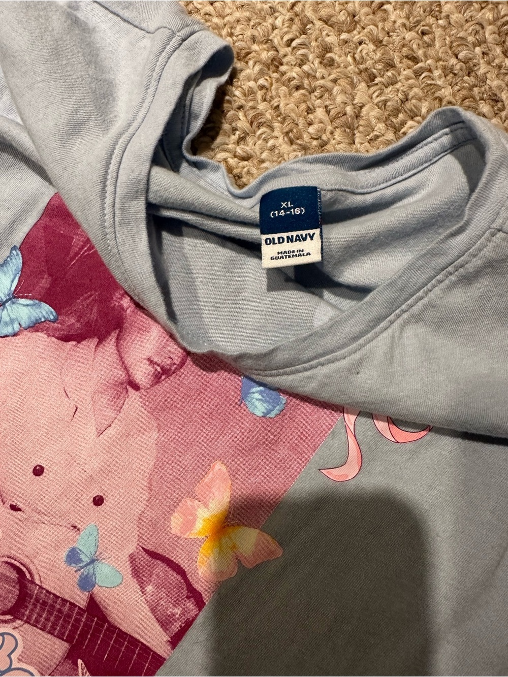 Dolly Parton Graphic Crop Tee - Picture 4 of 5